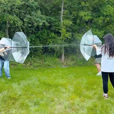 Gepersonaliseerd logo lange hendel water sproei paraplu voor buitenactiviteiten van kinderen