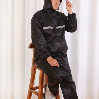 Persoonlijke regenjas zwart blauw polyester polyester PVC-coating voor mannen voor het rijden op een motor
