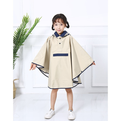 Kinderdagverblijfsleerlingen Regengereedschap Regenjas voor kinderen met schooltas Schattige cartoon poncho