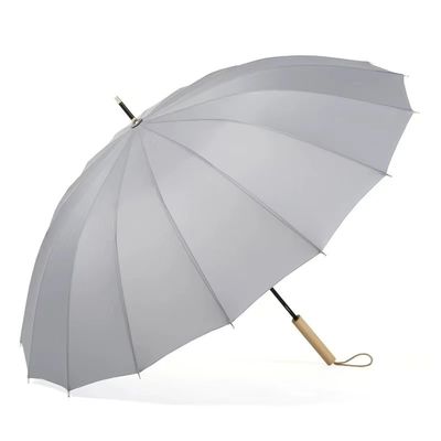 Glasvezelschacht 16K Grote winddichte gele golfparaplu met rechte houten handgreep