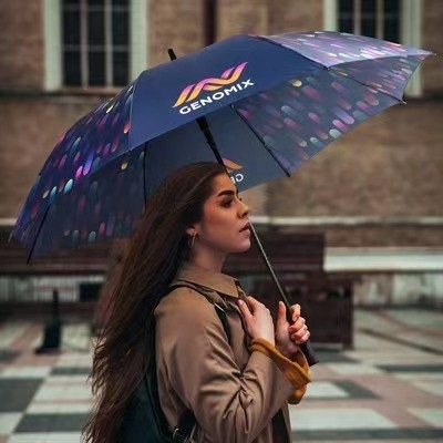 Gepersonaliseerd logo Grote sublimatie golf rechte paraplu voor wind en regen bescherming