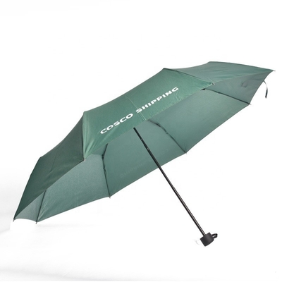 Custom Logo Drievoudig paraplu Polyester Regen en zon Gevouwen paraplu voor reisvoorzieningen