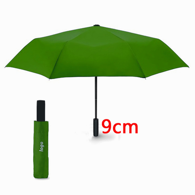 210T polyester drievoudig paraplu met ABS-plastic handvat en waterdicht stof