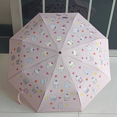 Gepersonaliseerd logo gedrukt Drievoudig zwart bekleed stoffen paraplu met staal as